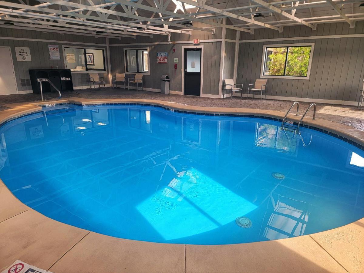 Holiday Inn Cleveland Northeast - Mentor By Ihg Dış mekan fotoğraf